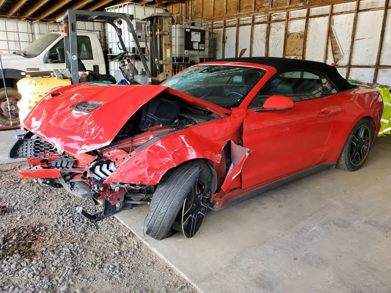 1FATP8UHXP5109124 FORD Mustang 2023