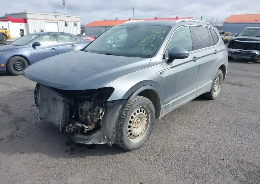 3VV4B7AX3LM110589 VOLKSWAGEN Tiguan 2020