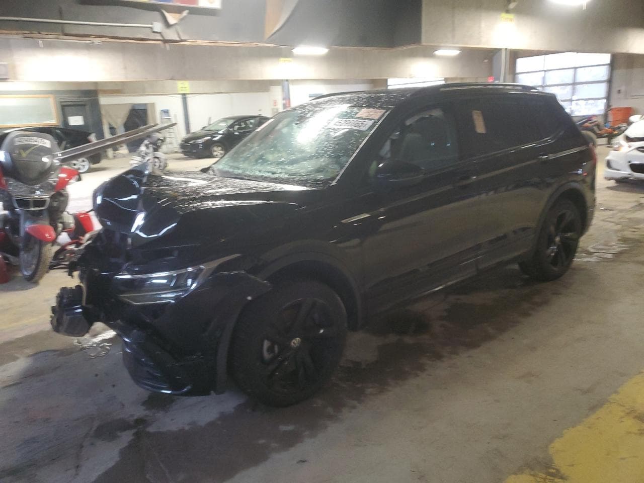 3VVCB7AX5PM040031 VOLKSWAGEN Tiguan 2023