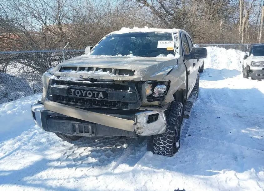 5TFDW5F11HX587177 TOYOTA Tundra 2017
