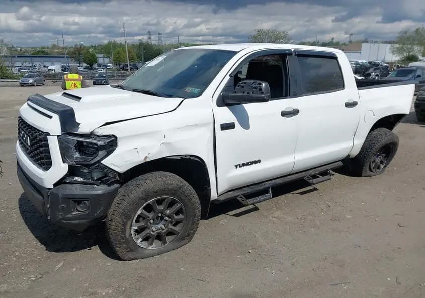 5TFDY5F1XKX814772 TOYOTA Tundra 2019