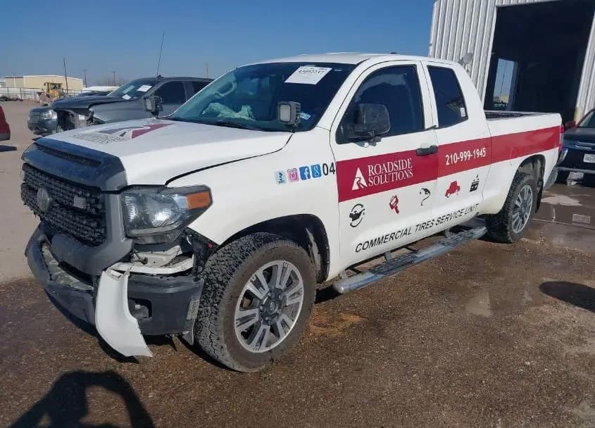 5TFRM5F10KX141489 TOYOTA Tundra 2019