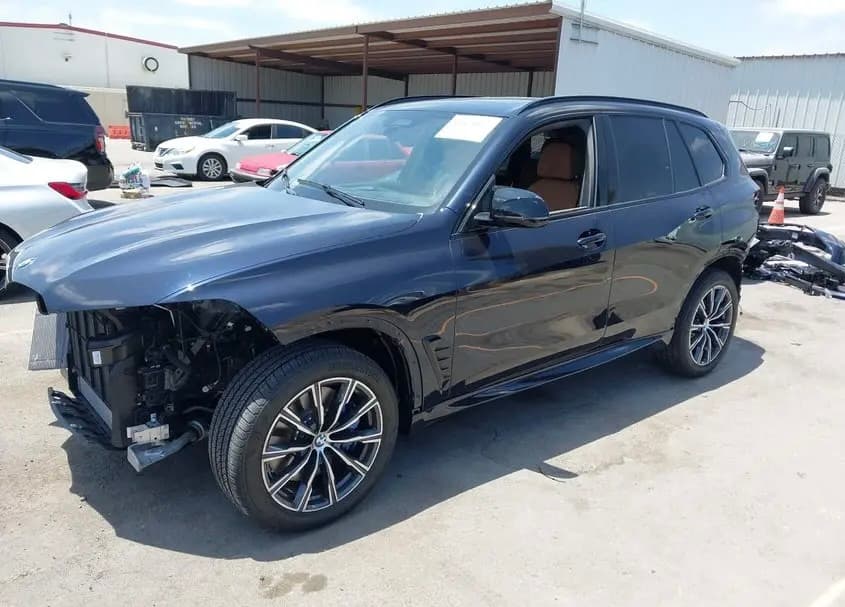 5UX33EU01T9044731 BMW X5 2026
