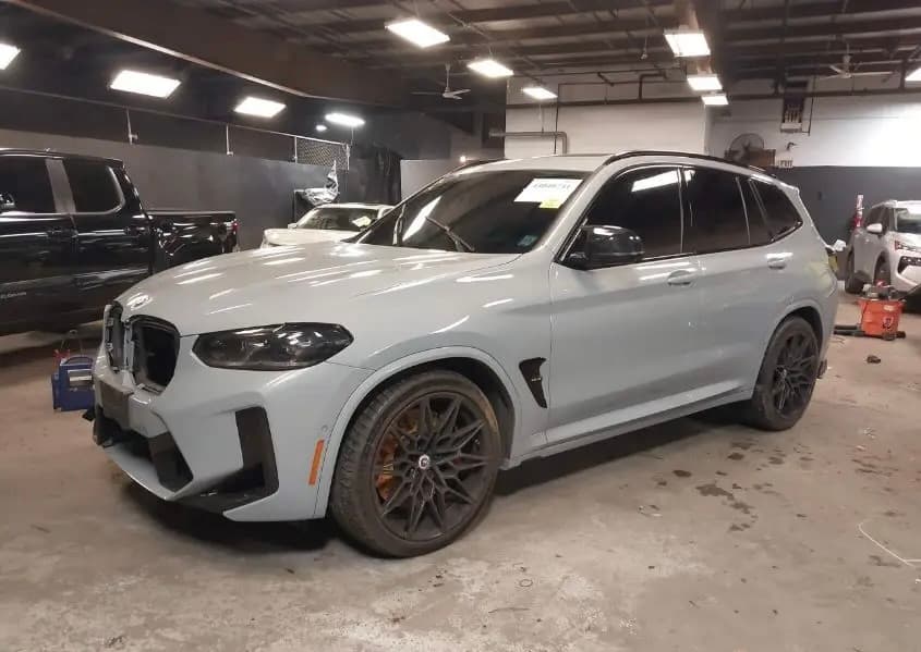 5YM13EC06R9X18513 BMW X3 2024