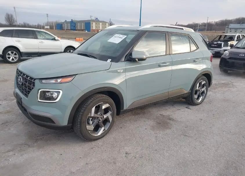 KMHRC8A34SU384667 HYUNDAI Venue 2025