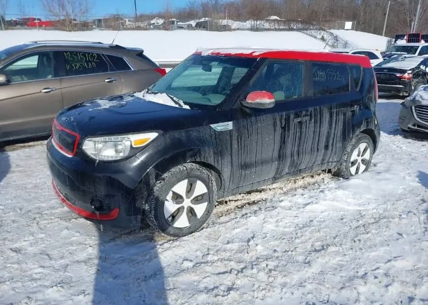 KNDJP3AE2K7038027 KIA Soul 2019