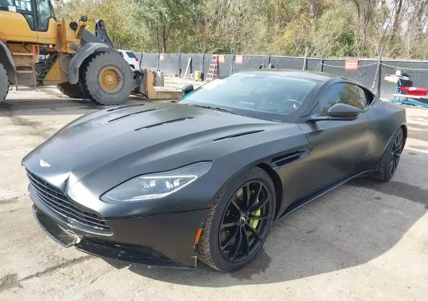 SCFRMFEV5KGL08148 ASTON MARTIN DB11 2019