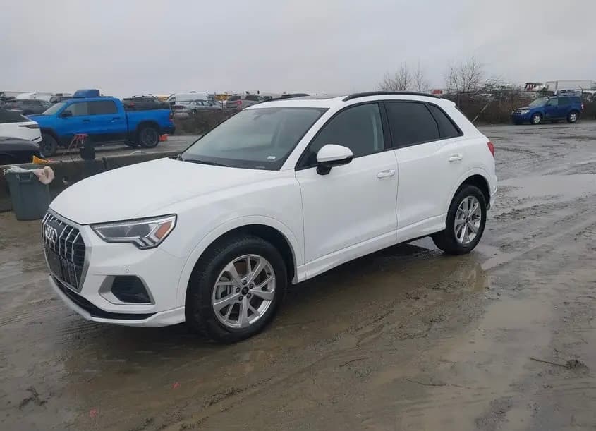 WA1AUCF38S1074186 AUDI Q3 2025