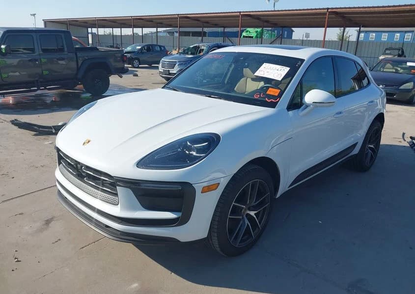 WP1AA2A53RLB17492 PORSCHE Macan 2024